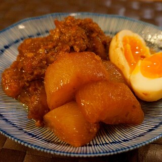 豚軟骨(パイカ)の煮込み